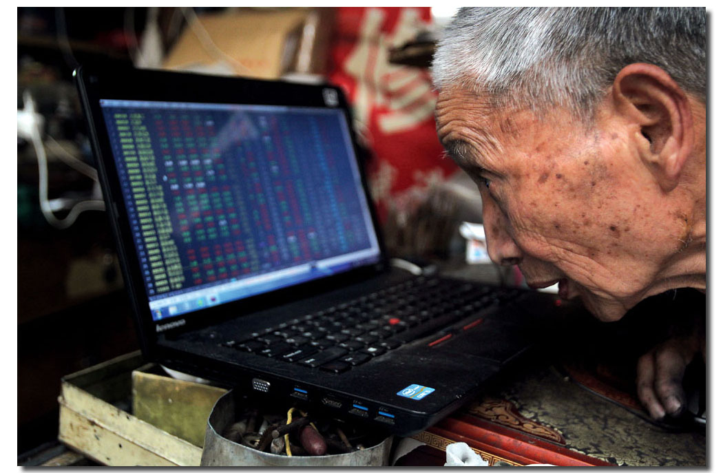 83岁了!修笔老人有一双巧手,陋室中有一颗匠心