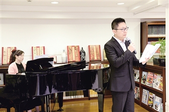 静安区图书馆举办张如凌诗歌朗诵会 -区政工作