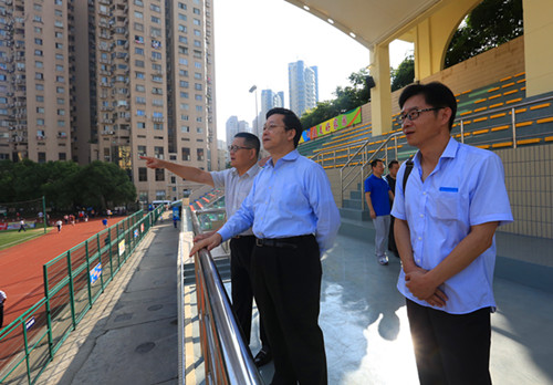 区领导视察静安工人体育场改造项目-静安要闻