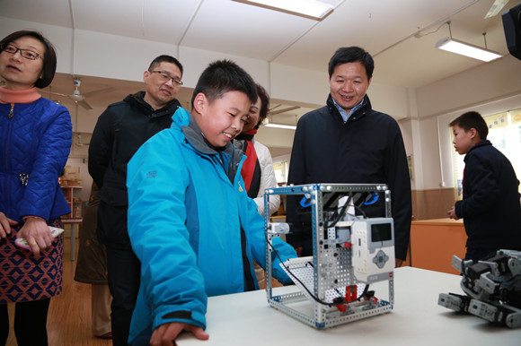 区委书记安路生调研社会事业发展-静安要闻-新