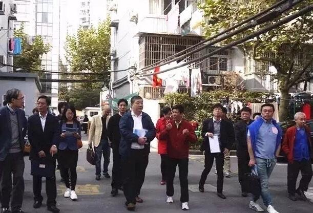 静安区共和新路街道:人大代表、政协委员走进