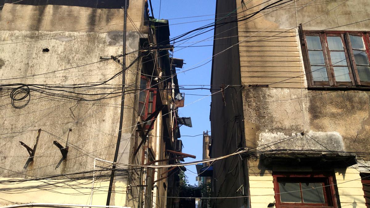 静安区宝丰苑旧改签约首日高比例生效-专题报