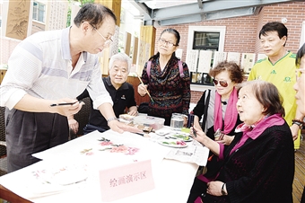 共和新路街道举办书韵茶香·国学文化艺术展