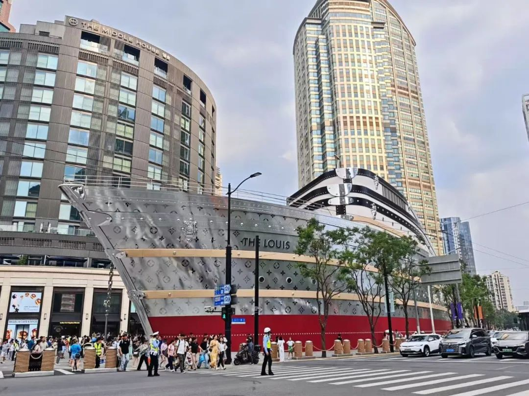 上海书展Citywalk｜从晨读到夜话，邂逅静安书香生活圈