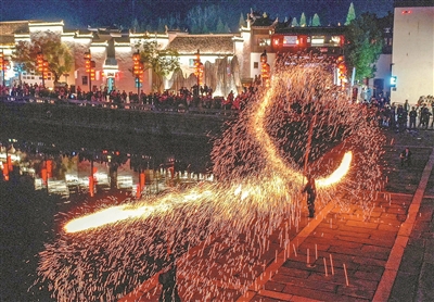 旅游过年释放消费新动能 旅游过年释放消费新动能