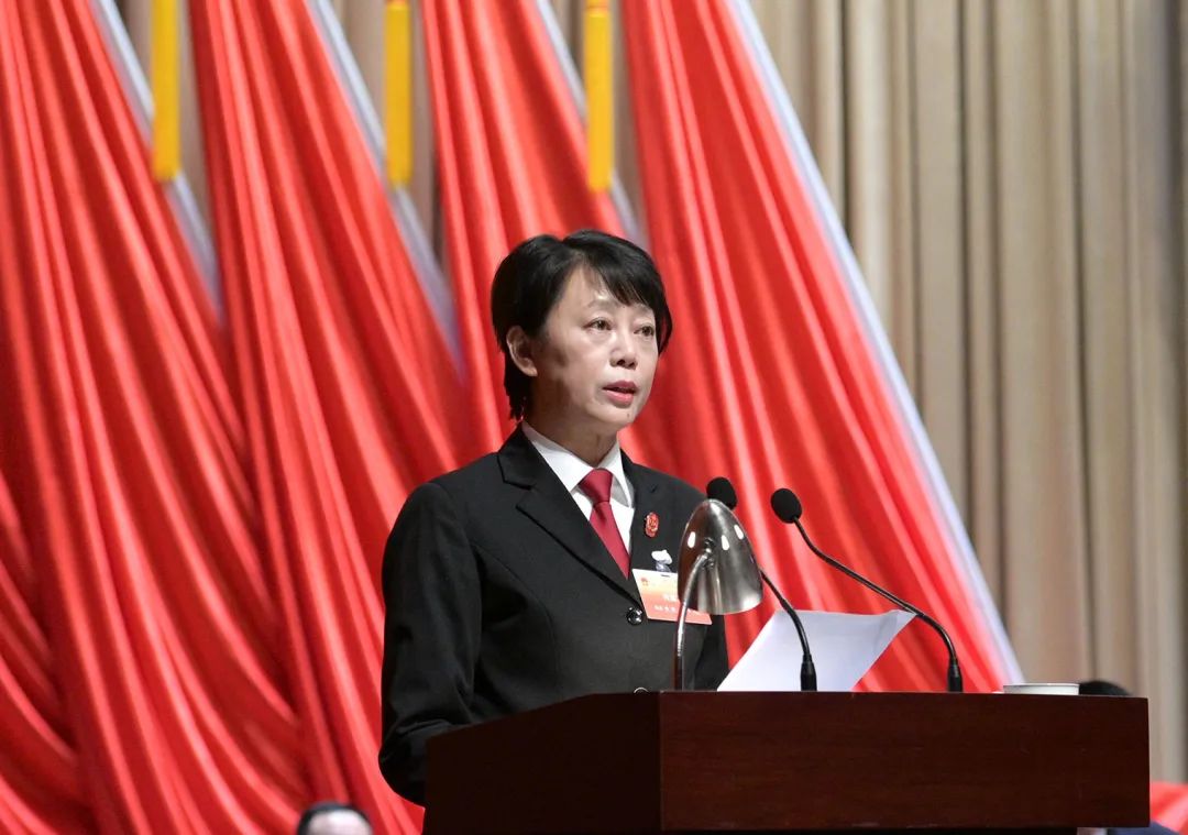 静安区第二届人民代表大会第六次会议举行第二次全体会议