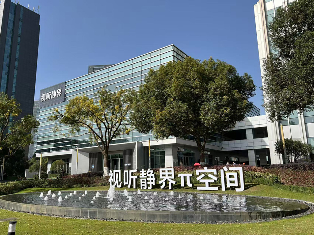 1764301376335_1wynDJ_1764301390303.jpg 1764301376335_1wynDJ_1764301390303.jpg