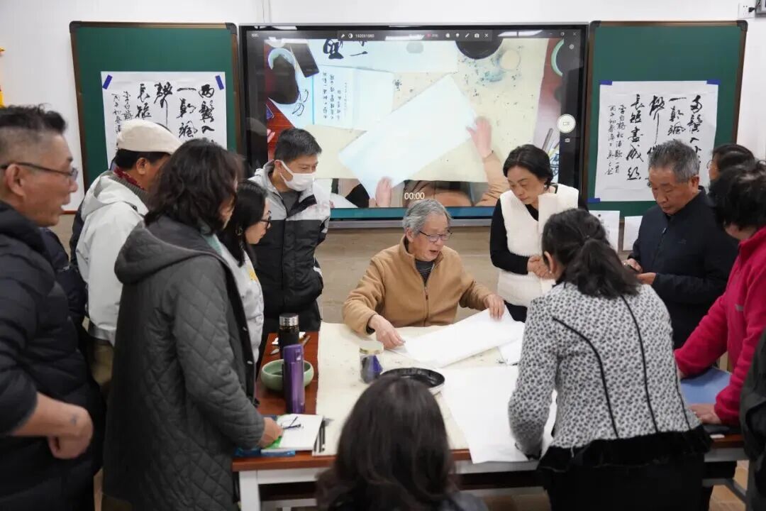 静安两所老年大学上新,开放300个班级、6000个学额,邀银发族来“上好学” 静安两所老年大学上新,开放300个班级、6000个学额,邀银发族来“上好学”