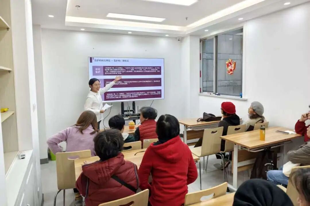 宪启未来 法润人心——共和新路街道开展宪法宣传周系列活动