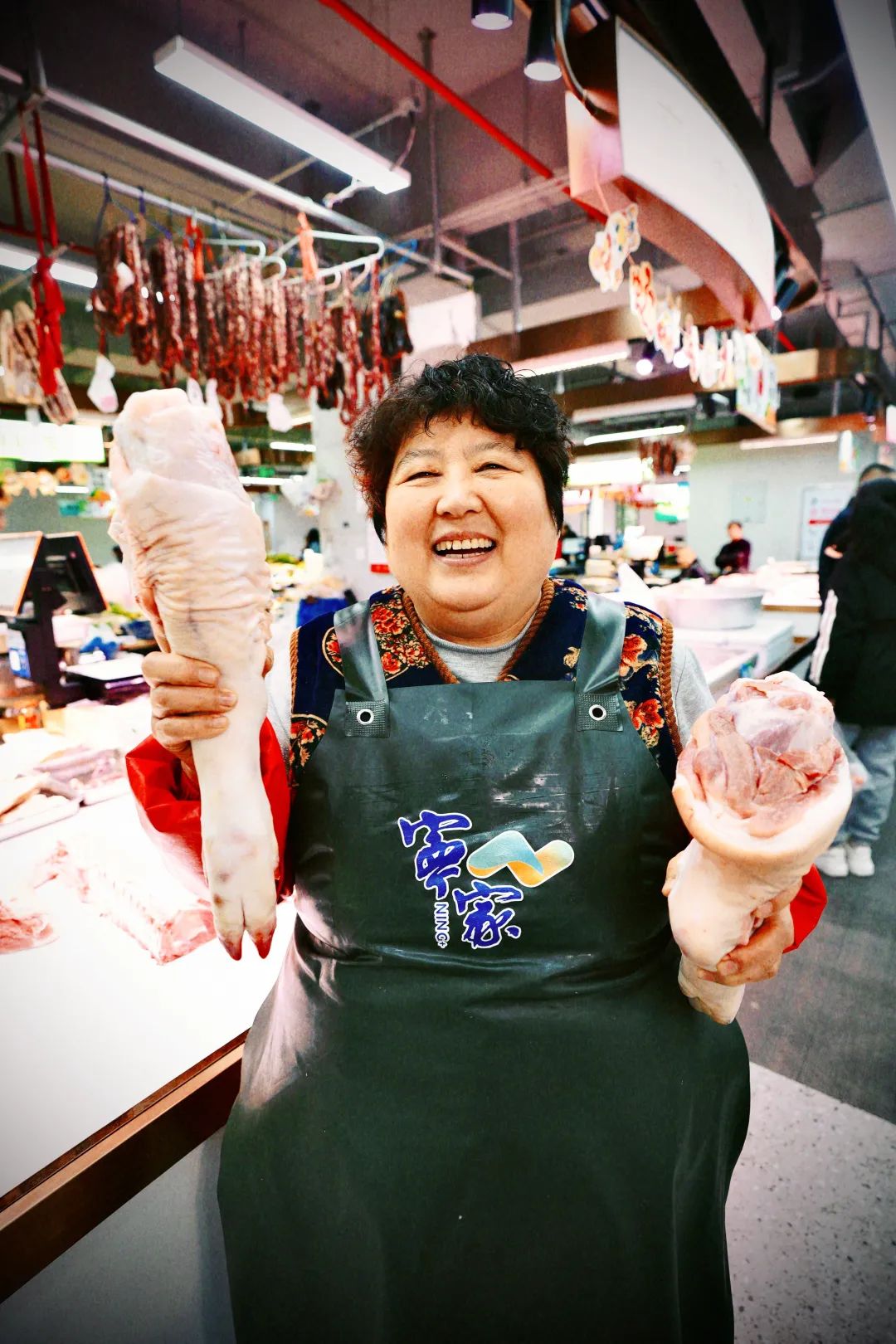 用格莱美慢镜头，记录宁家·黄山市集的城市烟火气……丨过新年，在静安