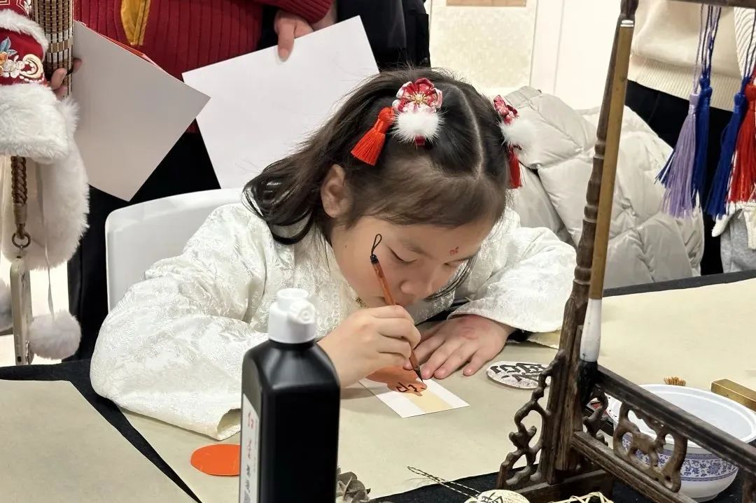 在这里，看到青少年书法的生机勃勃 ——“思无邪”静安青年书法家师生邀请展
