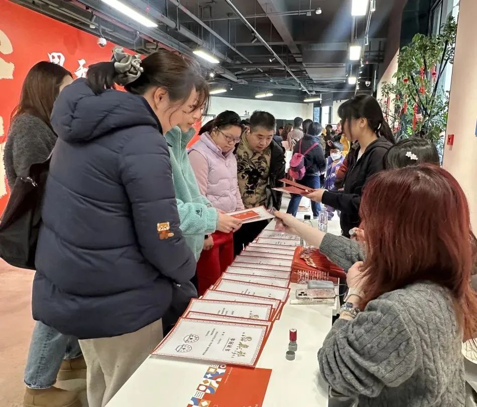 在这里，看到青少年书法的生机勃勃 ——“思无邪”静安青年书法家师生邀请展