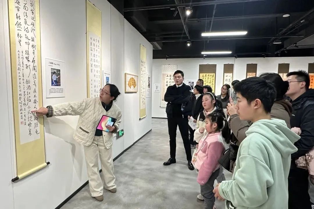在这里，看到青少年书法的生机勃勃 ——“思无邪”静安青年书法家师生邀请展