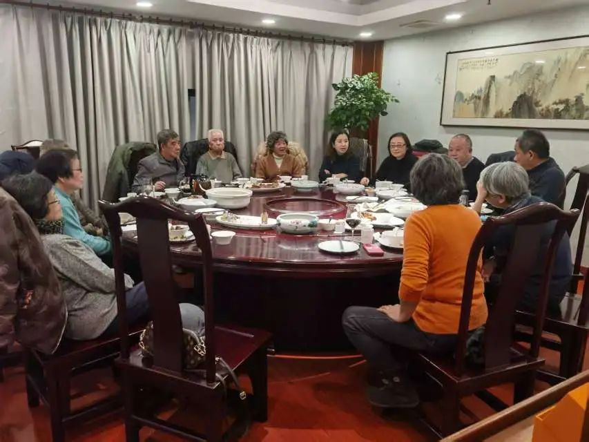 如何让社区长者食堂长久“飘香”？静安的TA们在不停探索……丨静邻·民生
