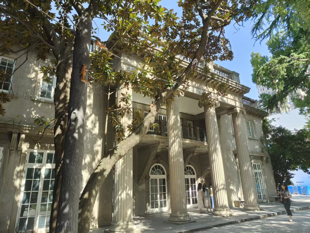 秋季City Walk|漫步静安,邂逅百年摩登 秋季City Walk|漫步静安,邂逅百年摩登