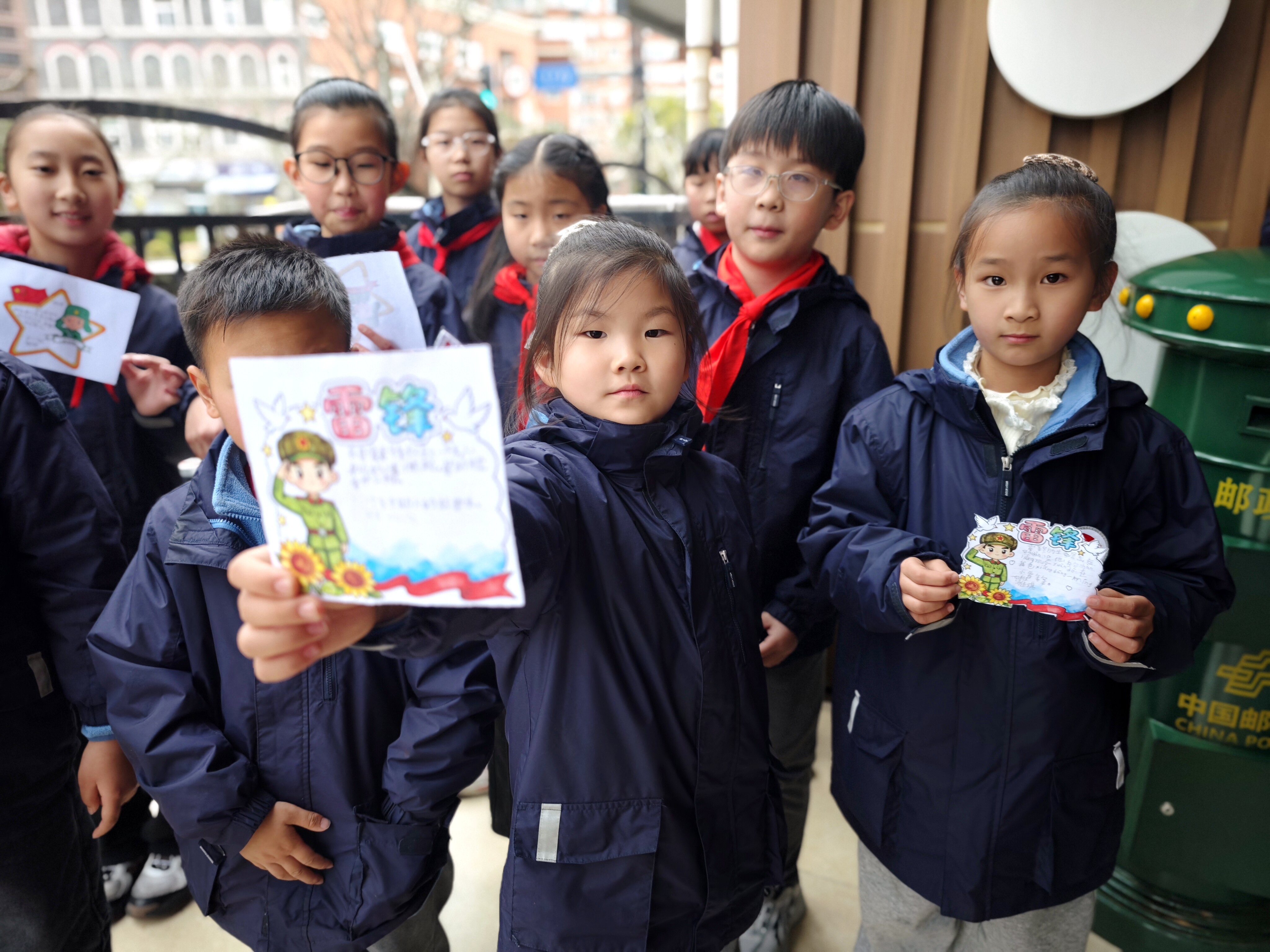 春“锋”润静安 志愿暖校园丨静安各校学雷锋主题活动风采展 春“锋”润静安 志愿暖校园丨静安各校学雷锋主题活动风采展