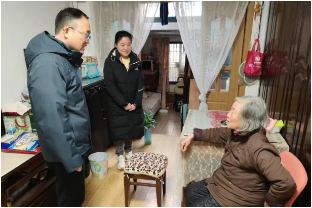 深入推进“四百”大走访,共和新路街道织密社区安全“防护网” 深入推进“四百”大走访,共和新路街道织密社区安全“防护网”