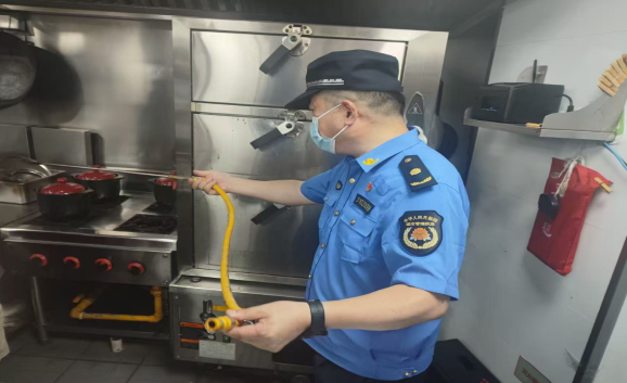 静安区积极探索“四位一体”工作模式,筑牢燃气安全防线