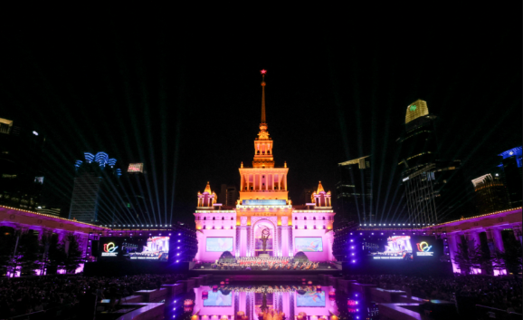 月光下的文化共鸣!“城中交响 艺享南西”点亮南京西路,打造城市艺术新坐标