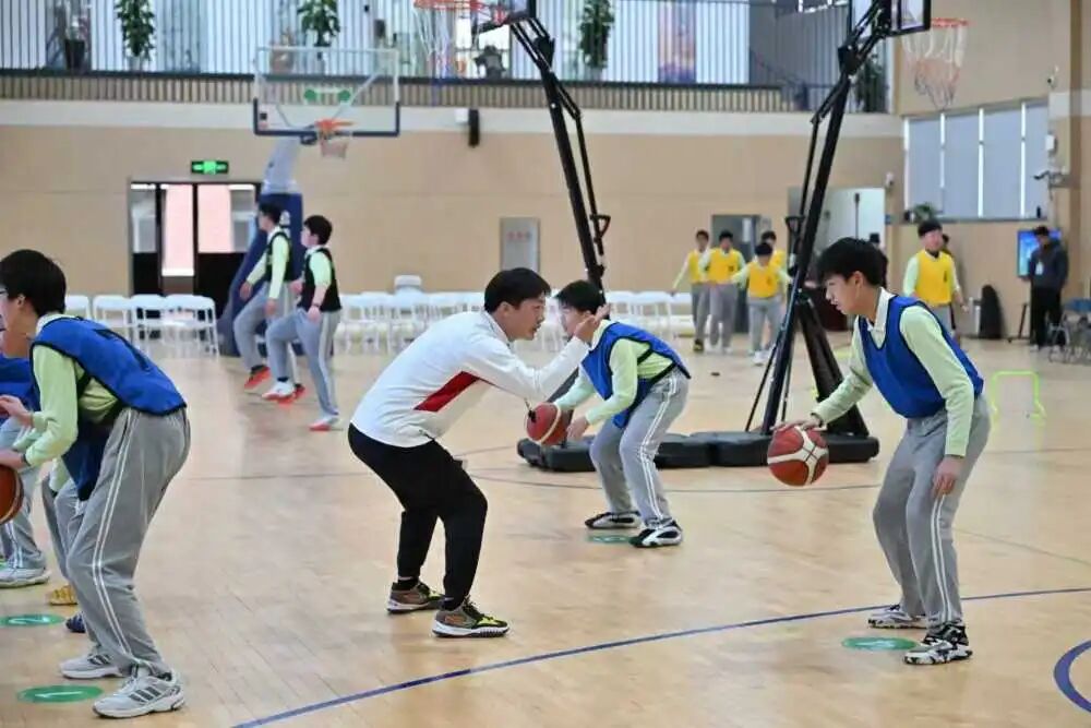 运动“静”彩 活力未来 | 静安区召开深化中小学体育工作高质量发展推进会 运动“静”彩 活力未来 | 静安区召开深化中小学体育工作高质量发展推进会