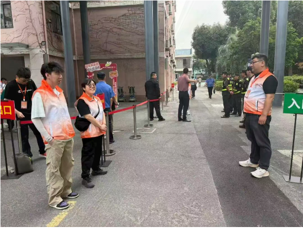 用青春铺路,让理想闪光!街道新善治青年突击队全力护航静安区128街坊片区地块旧城区改建项目 用青春铺路,让理想闪光!街道新善治青年突击队全力护航静安区128街坊片区地块旧城区改建项目