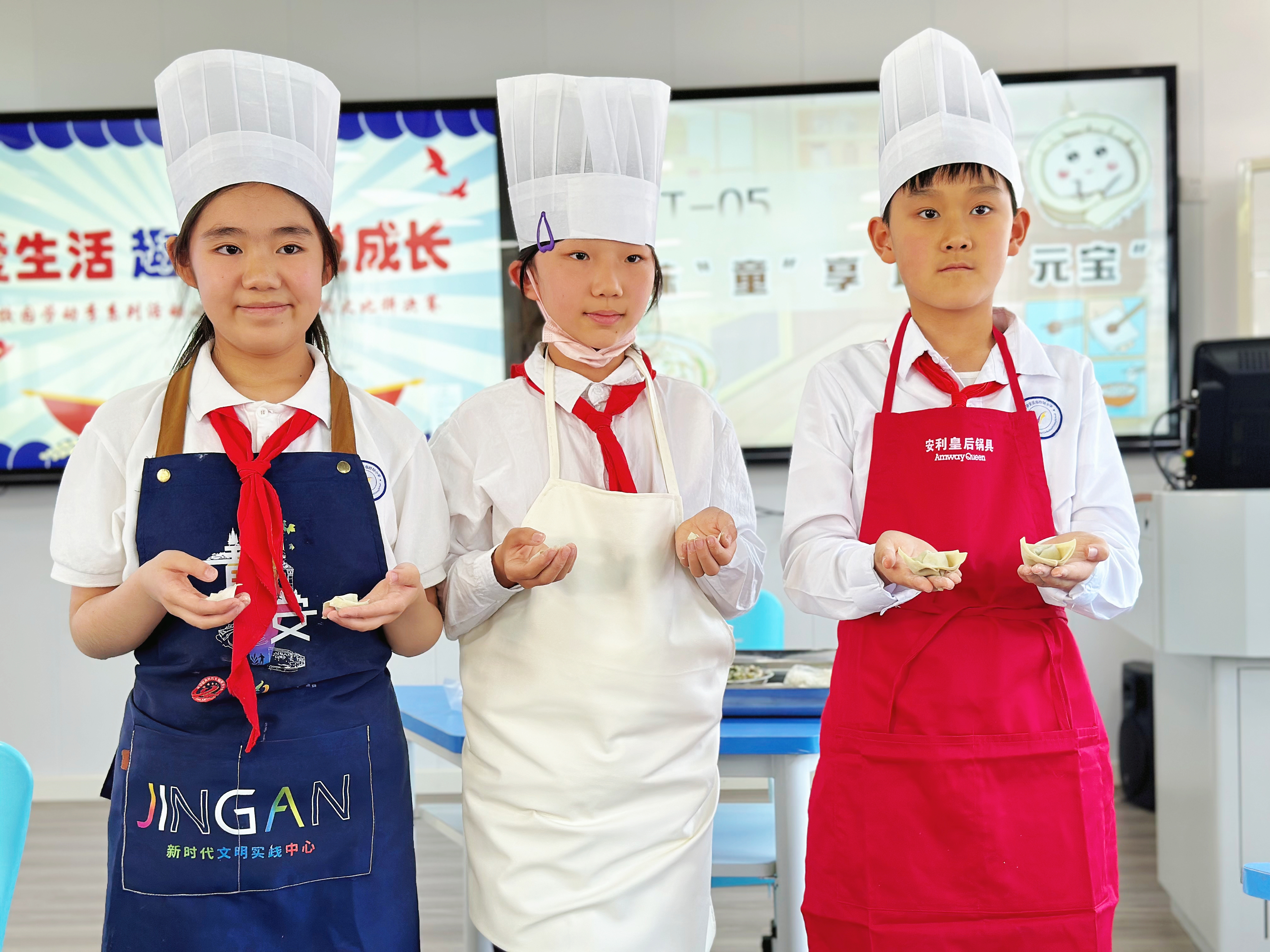 “一校一品”铸特色 以劳育人启新程 | 静安区中小学深耕劳动教育，擦亮育人底色