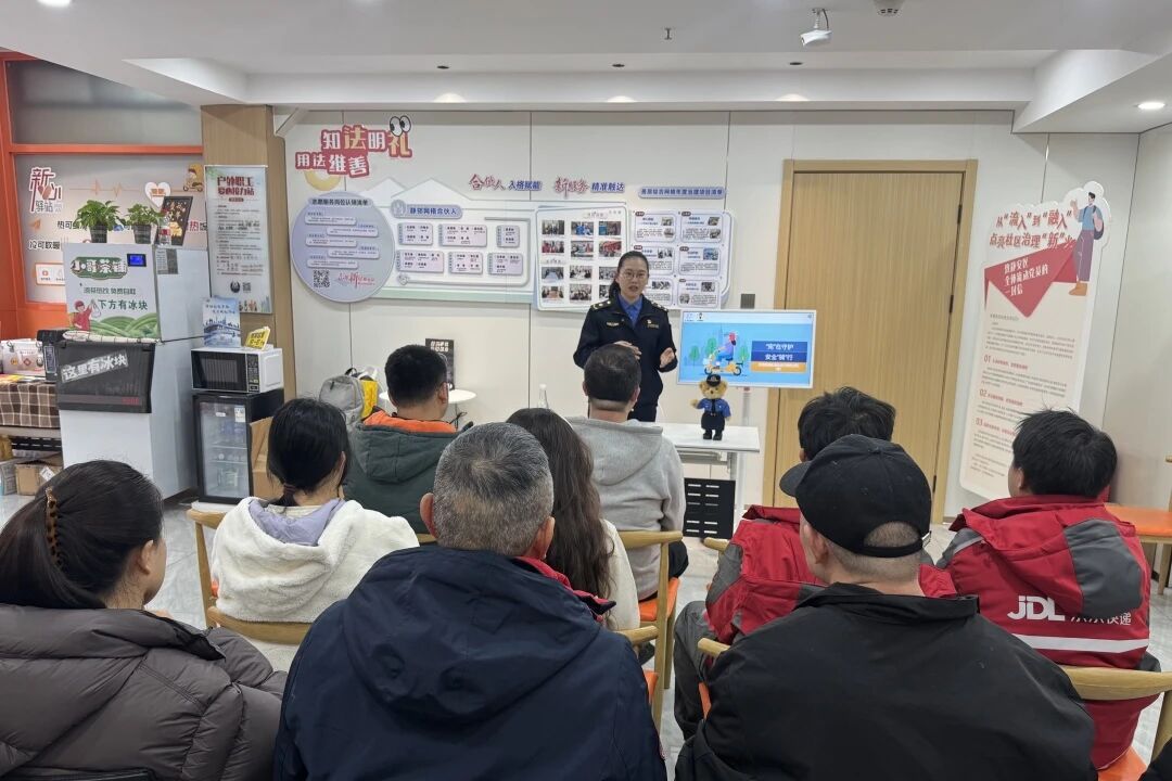 小和普法 ｜ 从“独角戏”到“大合唱”，一场骑行安全普法背后的社区治理新实践