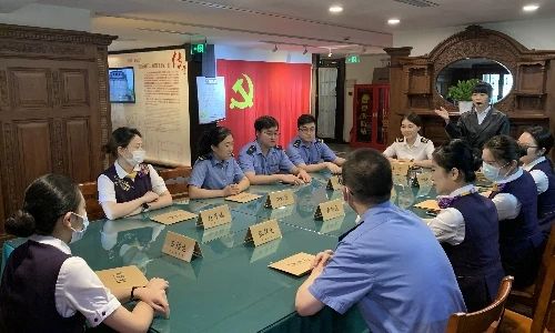 戏剧节特献丨六月档《红色足印》情景党课开放预约！穿越历史，重温峥嵘岁月