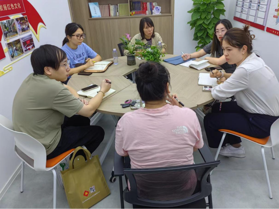 做事，要像哆啦A梦一样｜我在街区当书记