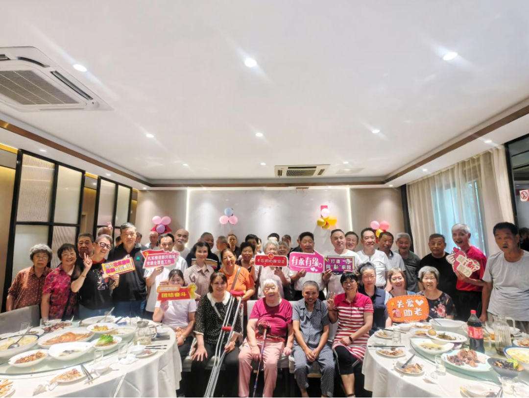 做事，要像哆啦A梦一样｜我在街区当书记