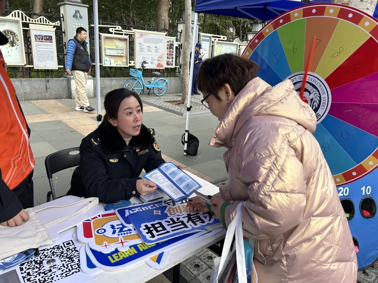 春风暖民心，志愿践初心！共和新路街道开展3•5学雷锋主题志愿服务活动