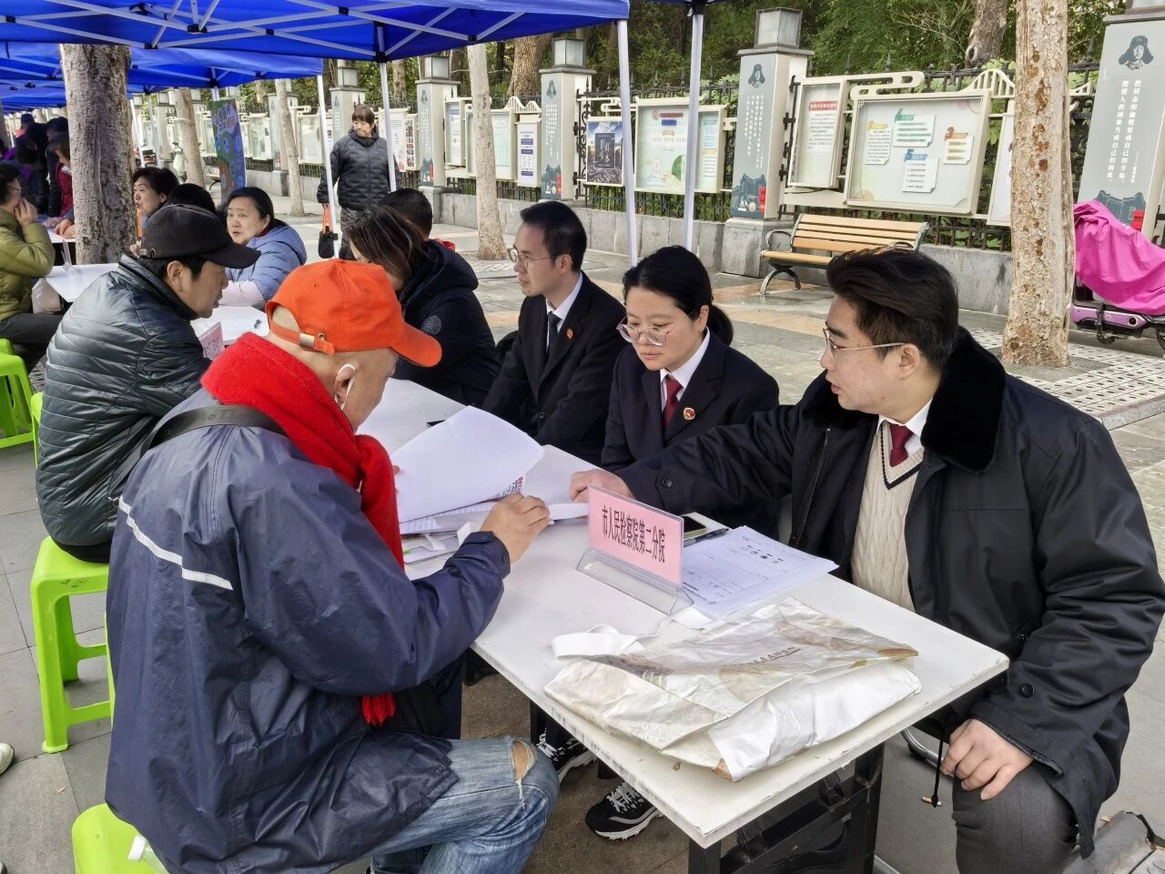 春风暖民心，志愿践初心！共和新路街道开展3•5学雷锋主题志愿服务活动