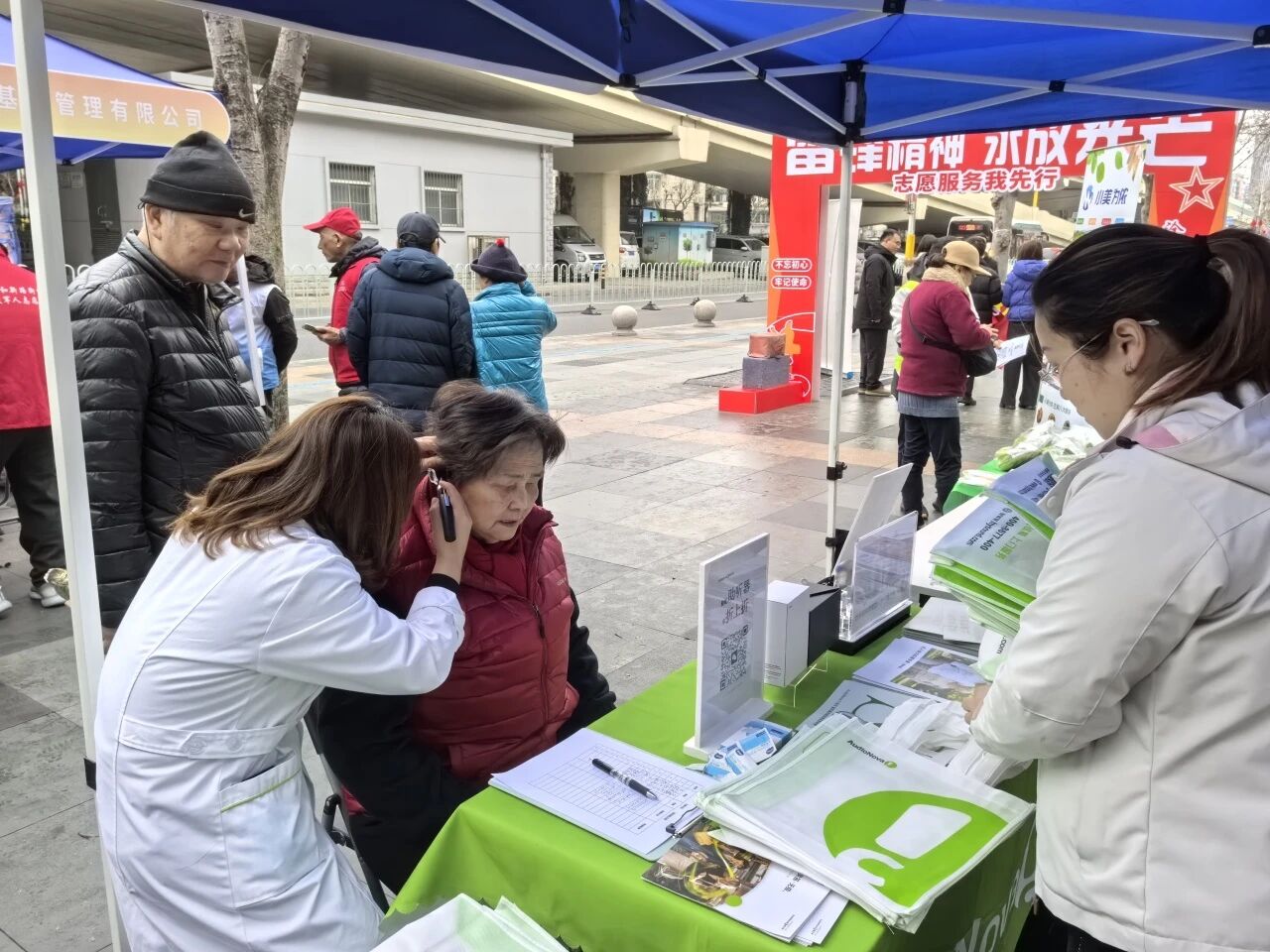 春风暖民心，志愿践初心！共和新路街道开展3•5学雷锋主题志愿服务活动